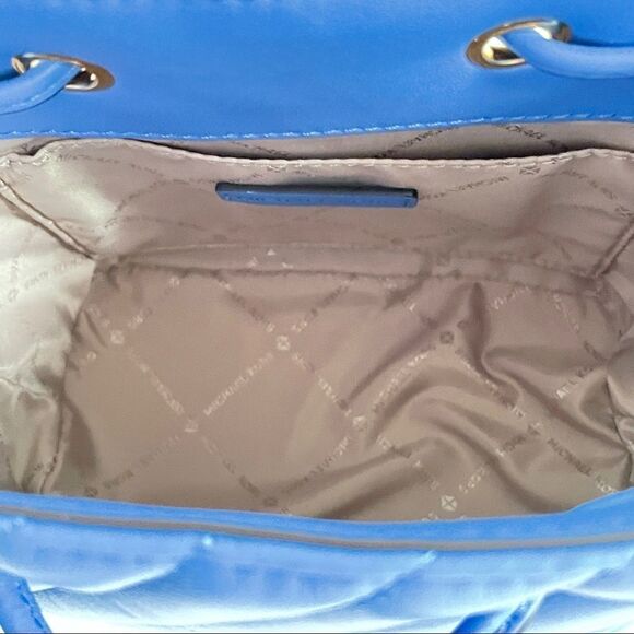 Michael Kors Suri Quilted Bucket Crossbody Bag New With Tags - Picture 10 of 10